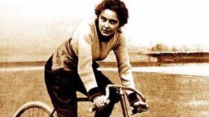 Helene Dutrieu, ciclista belga