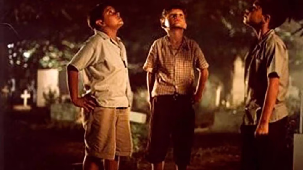 Imagen de Los niños invisibles, una de las películas colombianas del siglo XXI que retrata la infancia con una mezcla de ternura, imaginación y crítica social.