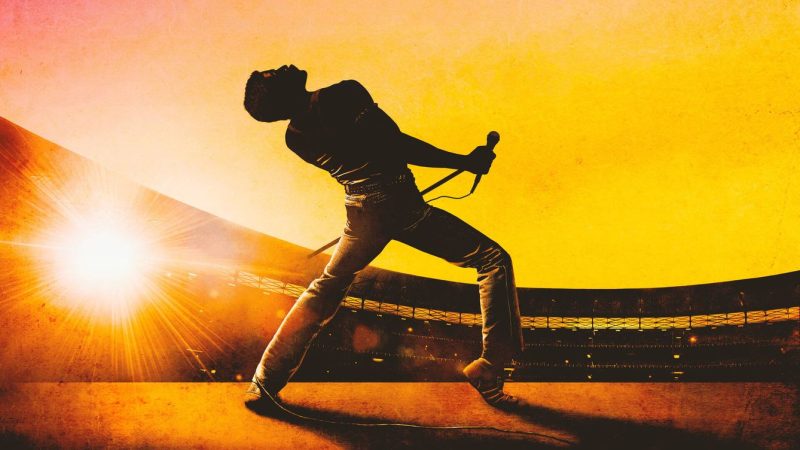 Queen en concierto ante una multitud
